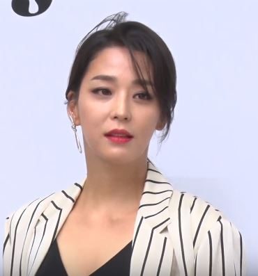 한고은 사주