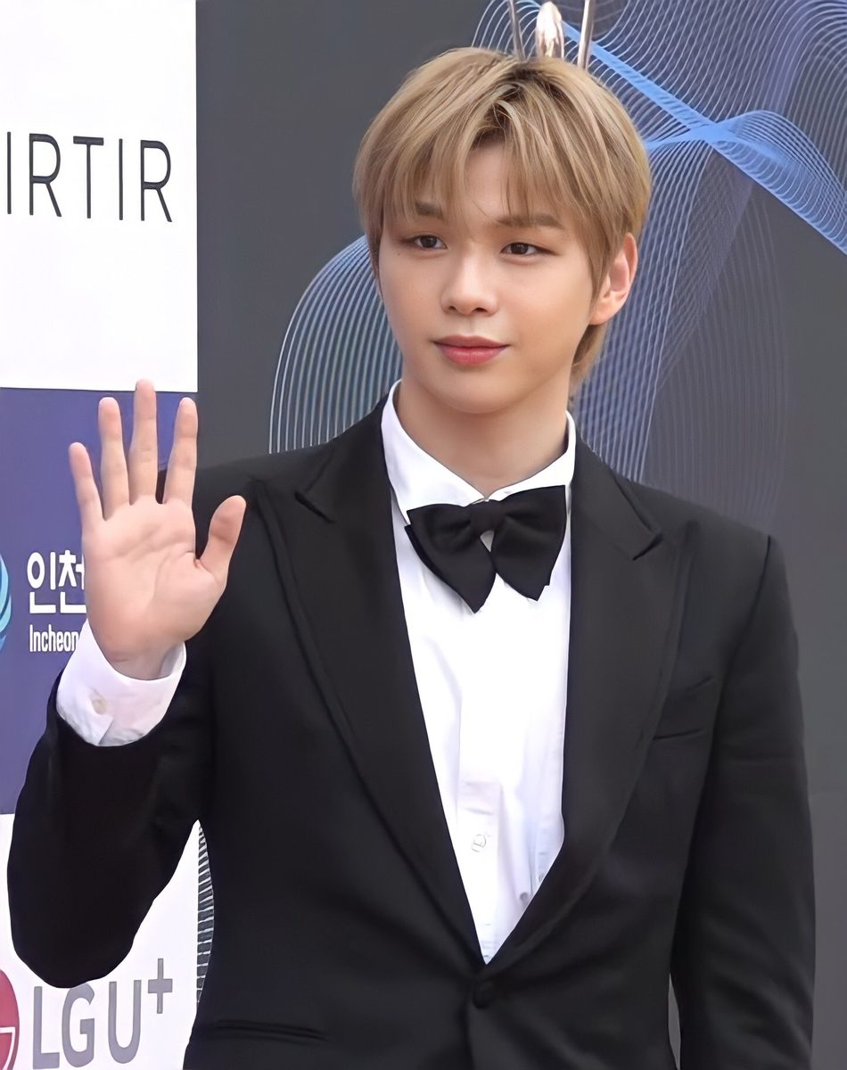 강다니엘 사주