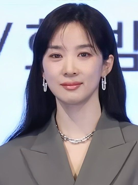 이청아 사주