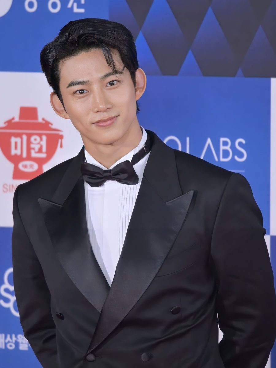 옥택연 사주