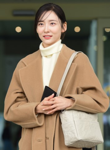 박지현 사주