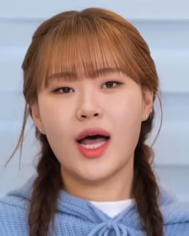 엄지윤 사주