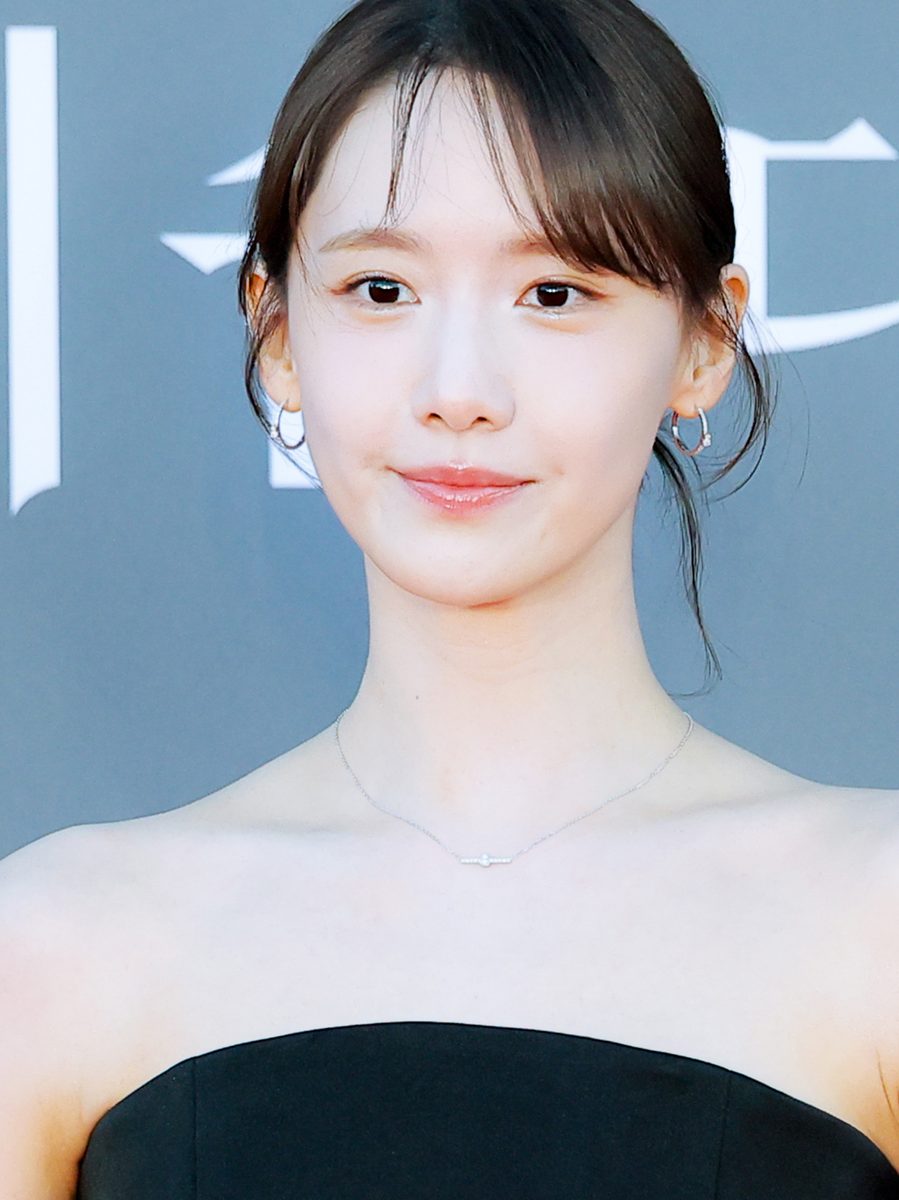 윤아 사주